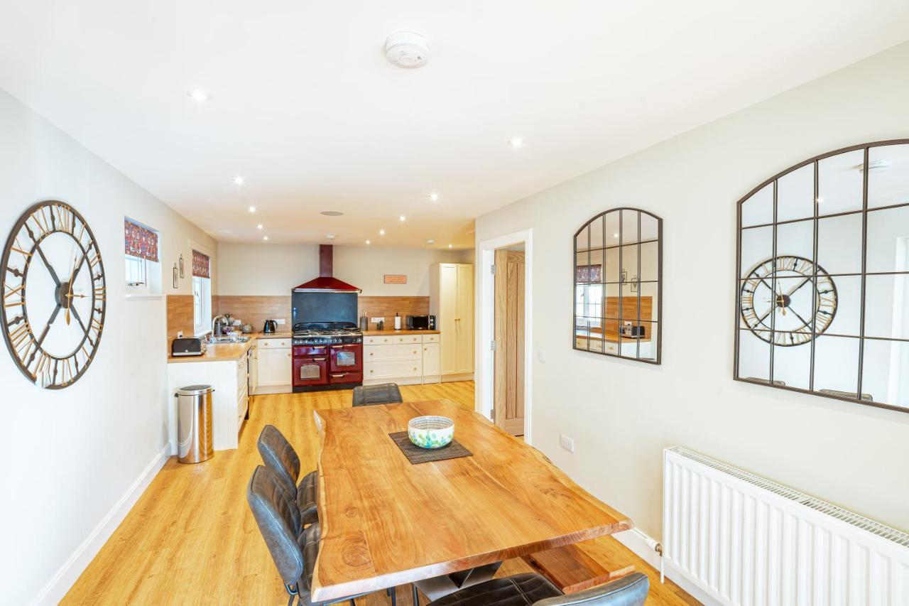 Sparrowhawk Cottage With Hot Tub Newton Stewart Esterno foto