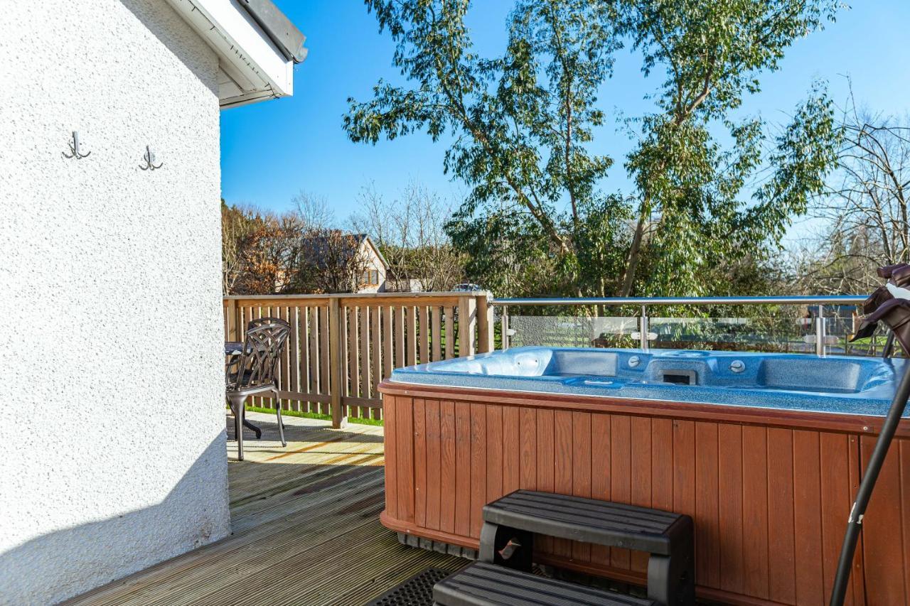 Sparrowhawk Cottage With Hot Tub Newton Stewart Esterno foto