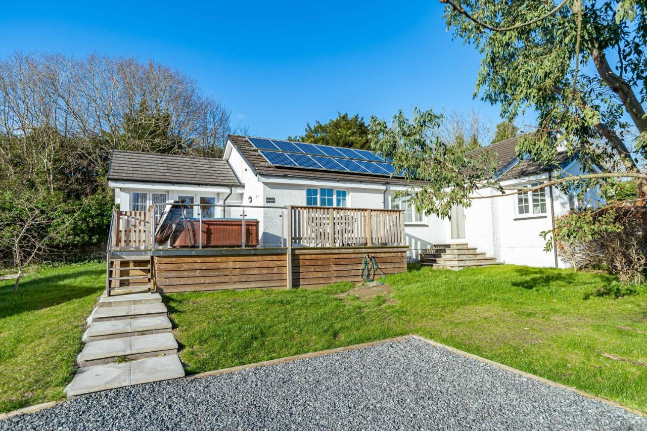 Sparrowhawk Cottage With Hot Tub Newton Stewart Esterno foto